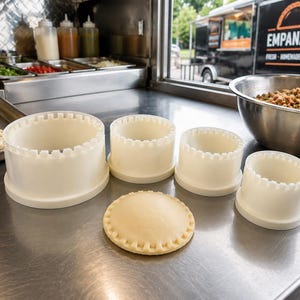 4-delat empanada-verktygsset, Pastelitos degskärare och förseglare (3D-utskrivet)
