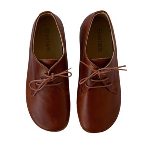 Dames antiek bruin aardingsschoenen, leren zool, blote voeten schoenen dames, grouning schoenen koper