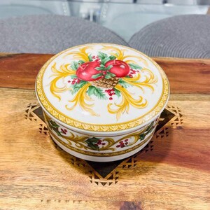 Vintage Mikasa Holiday Orchard Christmas Trinket Box 1995 Jewelry Box 5x2&quot;