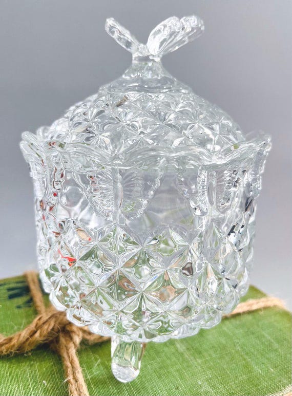 クリスタルガラス製脚付きキャンディジャー（蝶型蓋付き） | 5.5インチ