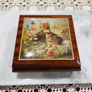 Vintage Italian Music Box: Hand-Painted Kittens, Swiss Reuge Movement