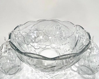 Vintage 2002 Gibson Celebration 27-Piece Punch Bowl Set – 3.3 Qt – New Condition (No Box)