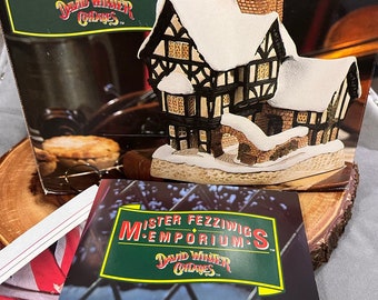David Winter Cottages Special for Christmas 1990 Mister Fezziwig's
