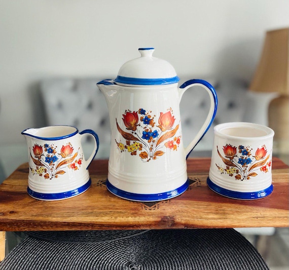 花柄ティーポット 陶磁器製 花柄ティーセット（ティーポット・カップ