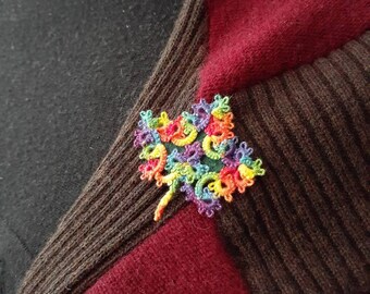 Canadian PRIDE 2021 Maple Leaf Pin Needle Tatted Lace Brooch