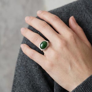 Nefrit Jade Ring - Grön Öst Väst Oval Ring - .925 Sterling Silver bild 1