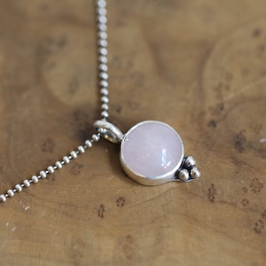 Rose Quartz &#39;Lil Sweetheart Pendant - Sterling Silver Rose Quartz Necklace