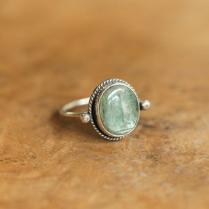 Green Kyanite Delica Ring - Sterling Silver Ring - Silversmith Ring - Kyanite Ring