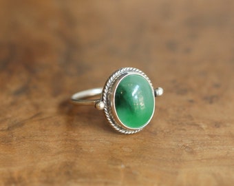 Green Jade Ring - Delica Ring - Unique Silversmith Ring - .925 Sterling Silver