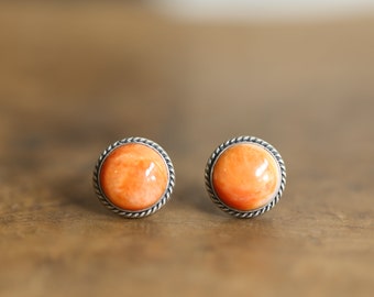 Spiny Oyster Traditional Posts - Spiny Oyster Earrings - Chili Pepper Red - Spiny Oyster Posts