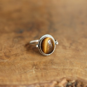 Tigers Eye Delica Ring - Tigers Eye Ring - .925 Sterling Silver - Silversmith