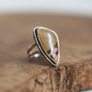 Red Creek Jasper Ring OOAK Ring Silversmith Ring Hammered Silver Ring image 5