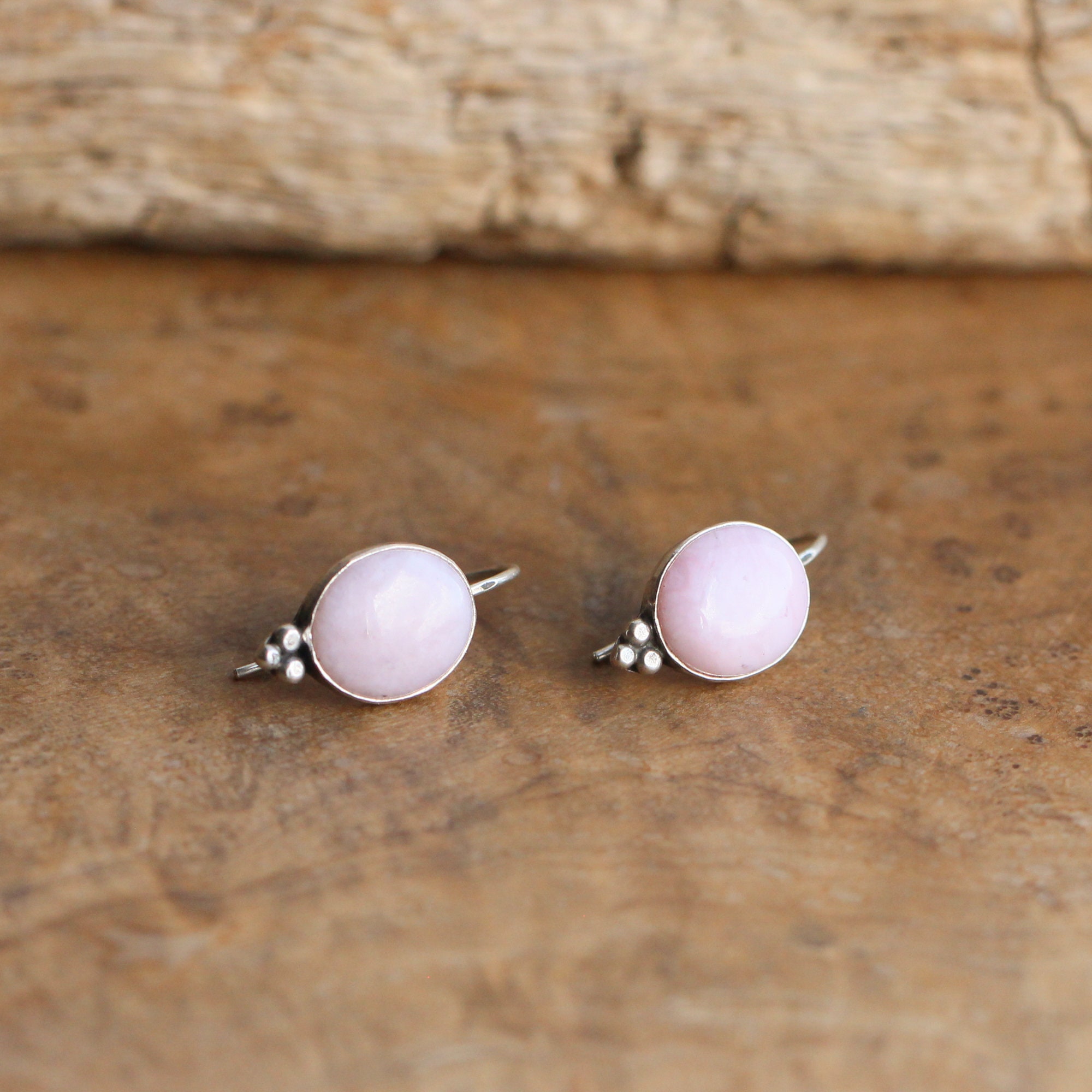 ピアス Charming Dew Silver Pink Earrings ( SILVER925) Pink Opal Piper Earrings - Sterling Silver Drop Earrings