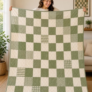 Personalized Green Patchwork Quilt Blanket, Custom Name Cottagecore Bedding, Sage Farmhouse Throw Gift UARENQB19