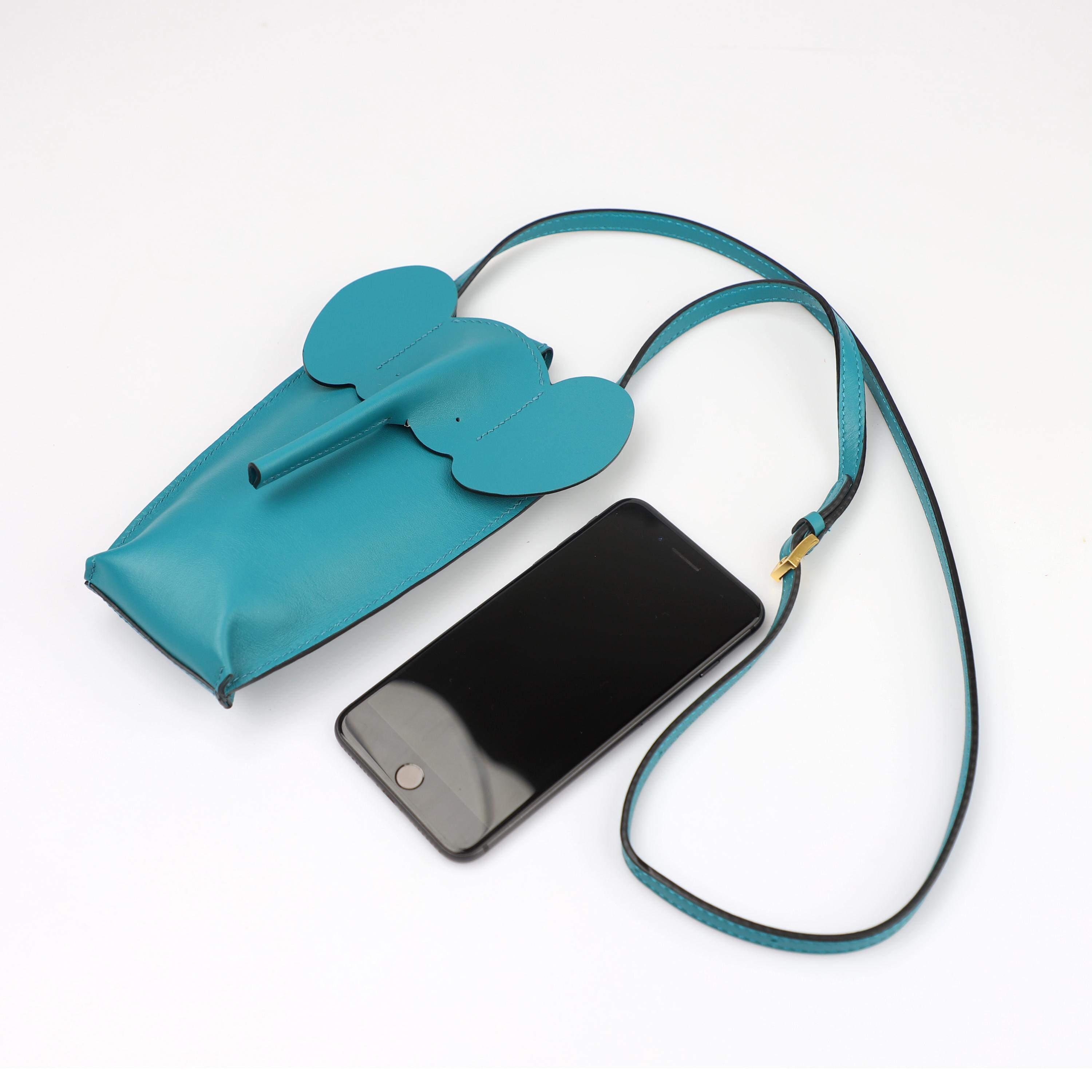 Elephant Pocket in Classic Calfskin,elephant Leather Cross