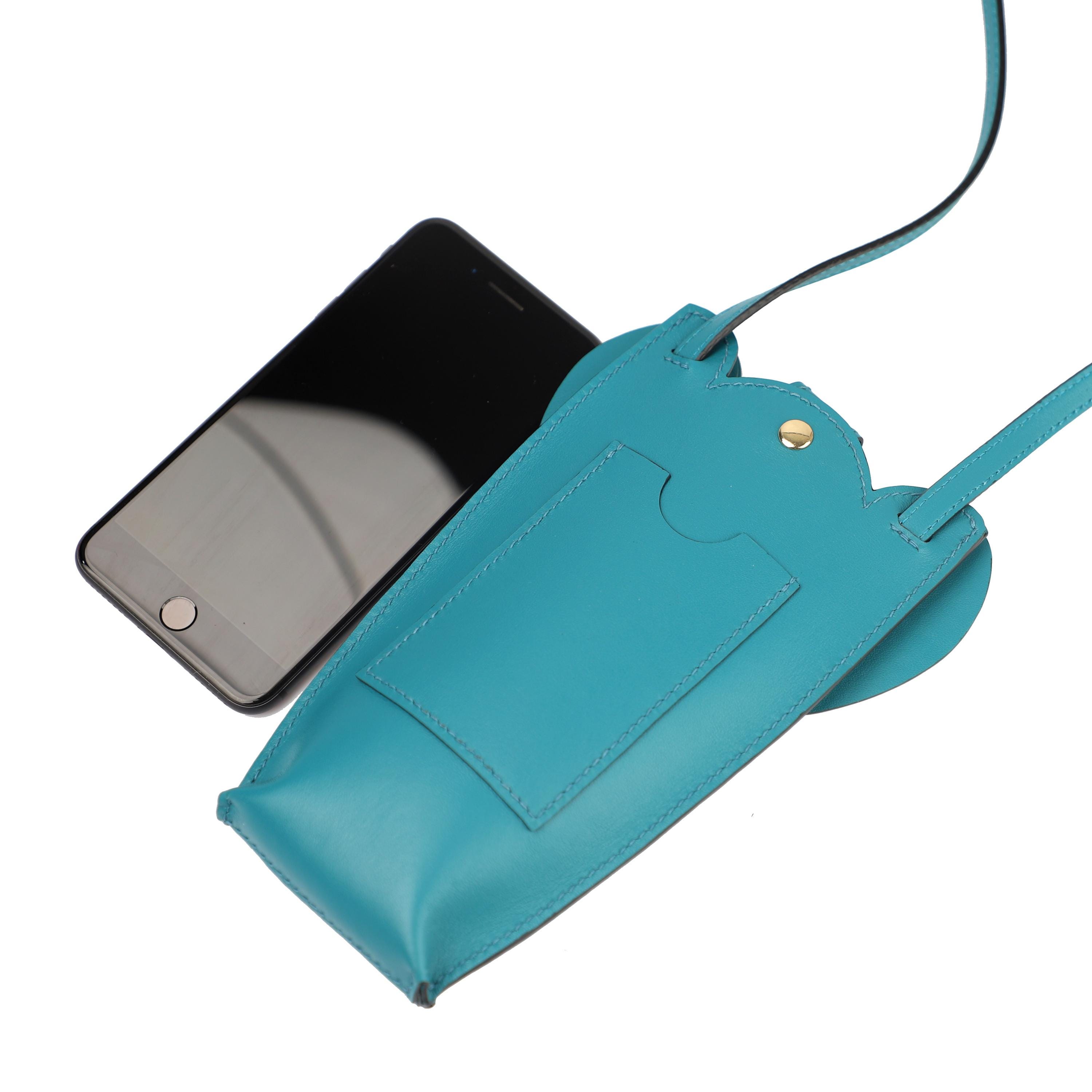 【国内発送】Elephant Pocket in classic calfskinセール Elephant Pocket in Classic Calfskin,elephant Leather Cross