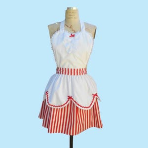MARY POPPINS apron, Mary Poppins costume apron, aprons for women, Mary Poppins dress up apron