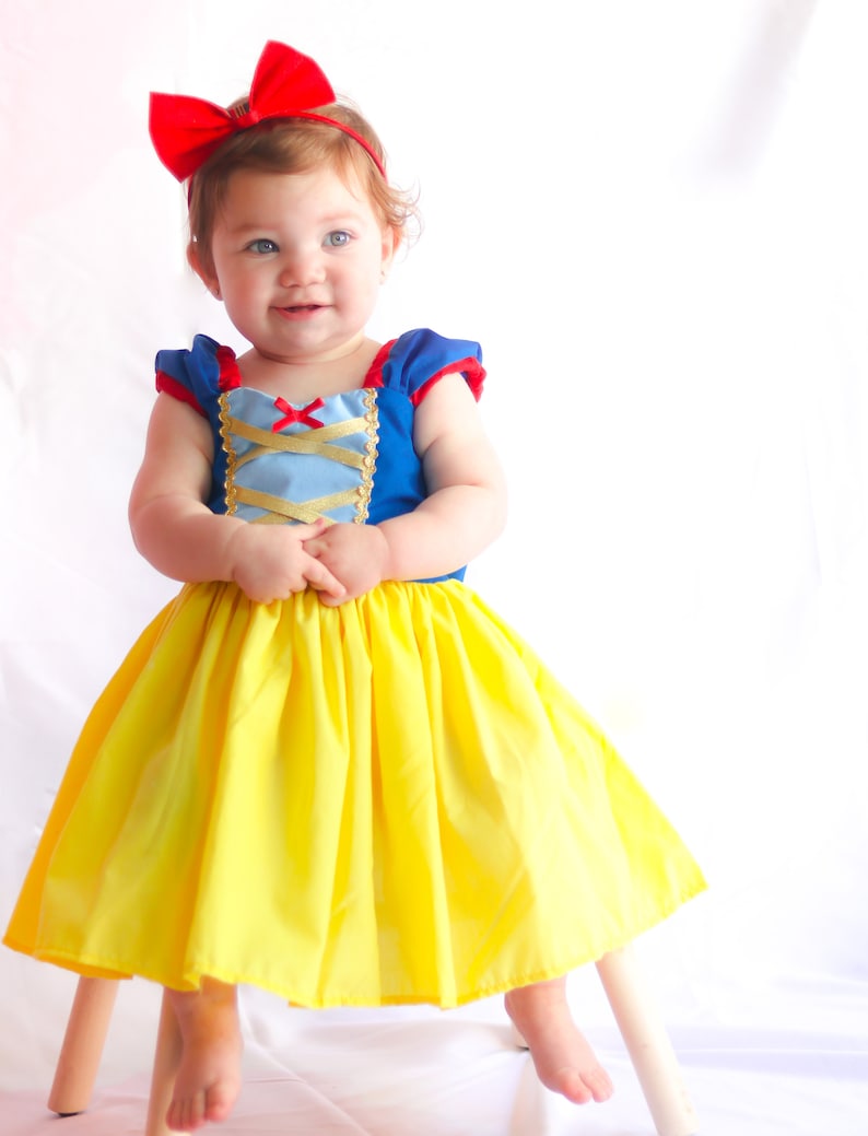 SNOW WHITE dress girls princess dress Snow White costume | Etsy