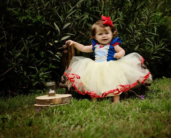 Baby girl snow white costume top