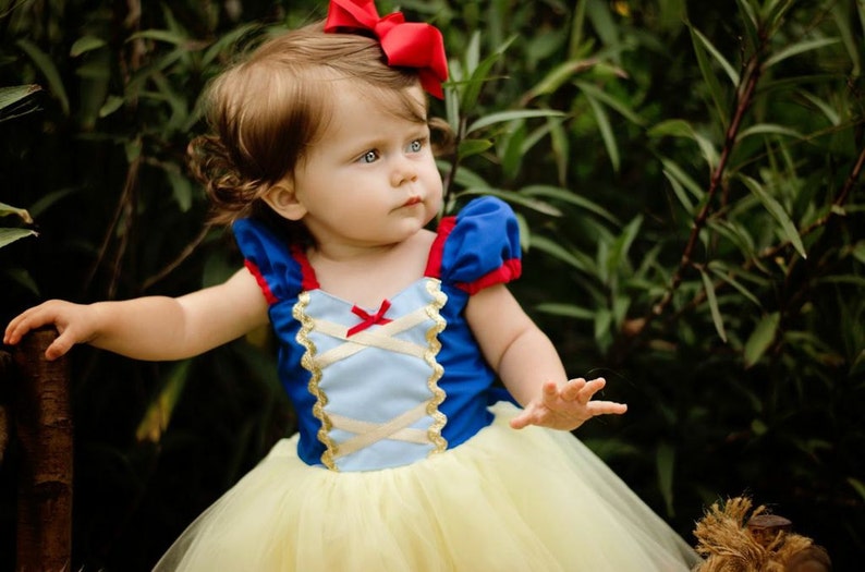 SNOW WHITE costume, princess dress, Snow White dress, girls princess costume dress TUTU dress style princess costume image 1