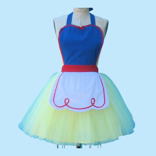 snow white apron