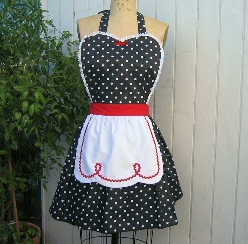 Retro apron, LUCY apron, fifties apron, diner apron, black polka dot with red apron, hostess gift, womens full apron, black and white dot image 3