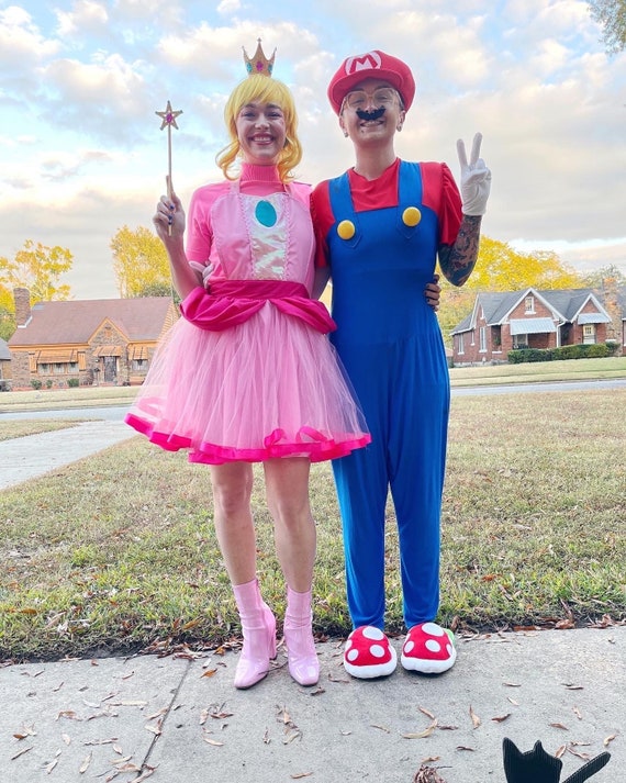 Costume da Pesche per ragazze con accessori, vestito da principessa Peach,  festa di Super Mario, costume di Halloween da donna, costume cosplay -   Italia