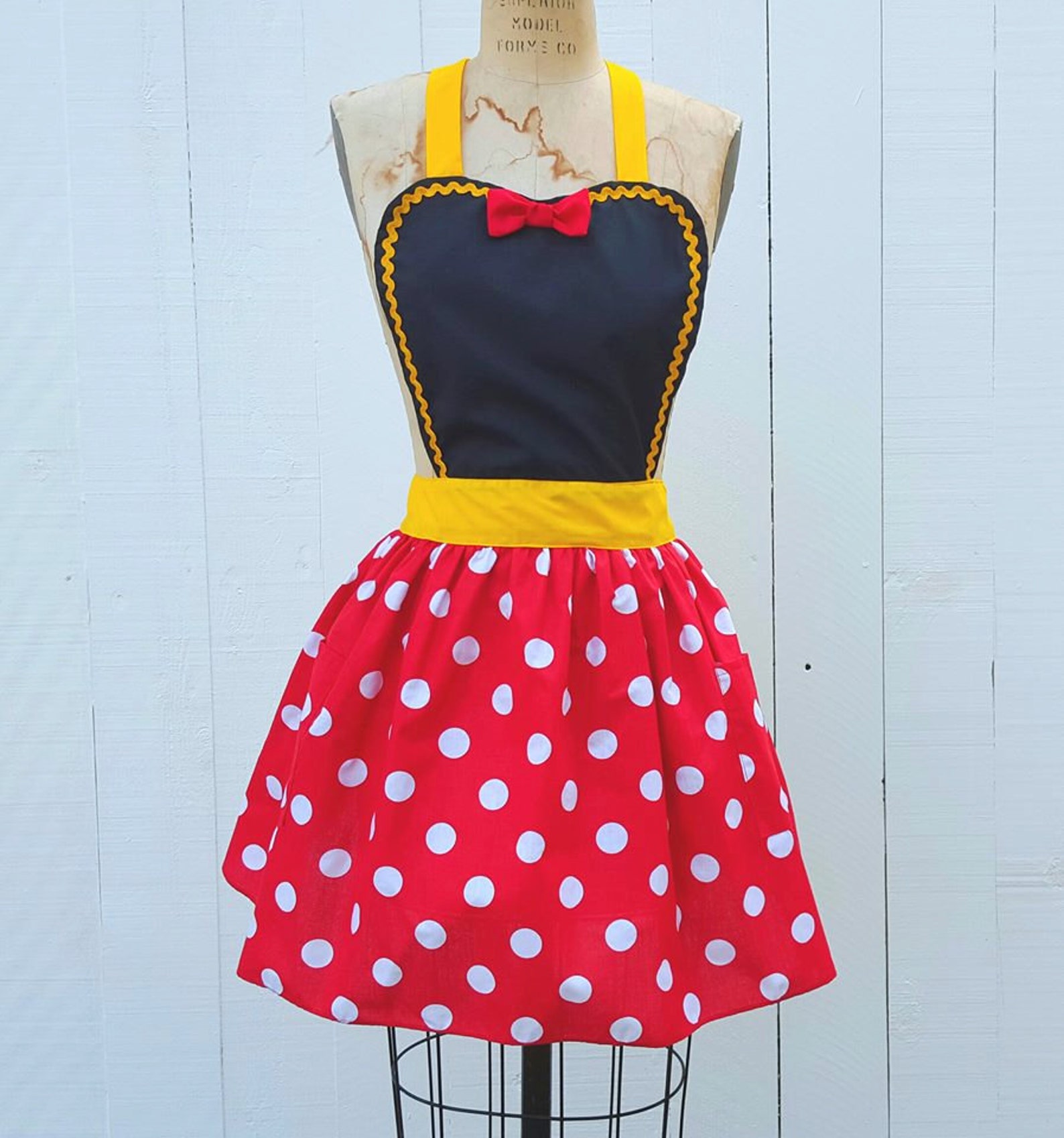 MINNIE MOUSE Apron Women's Minnie Mouse Dress up Retro Etsy