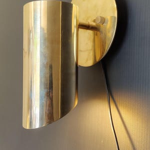 Modern Brass Wall Sconce Lamp, Handmade Polished Brass Light Fixture, Mid Century Modern Wall Mounted Lighting, Minimalist Home Decor