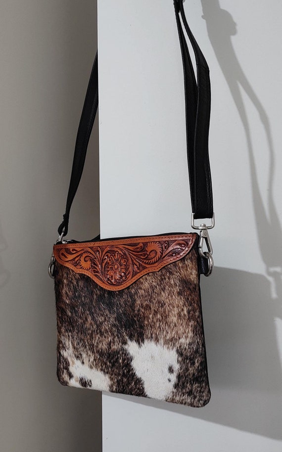 Cowhide Hairon Sling Bag, Cowhide Tooled Crossbody Bag  display picture 1