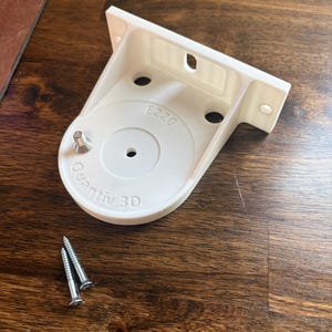 Eufy E220 wall mount