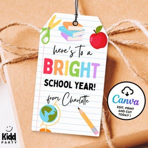 Etiqueta &quot;Por un Año Escolar Brillante&quot;, Etiquetas para el regreso a clases, Etiqueta de regalo imprimible para el primer día de clases, Etiqueta de regalo de recuerdo escolar, Plantilla Canva ST12