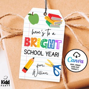 Etiquetas para el regreso a clases, Etiqueta para un año escolar brillante, Etiqueta imprimible para el primer día de clases, Etiqueta para regalo de recuerdo escolar, Descarga Canva ST11