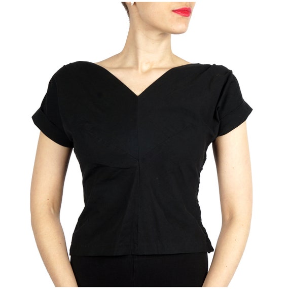 Classic Vintage 1950s Black Fitted Cropped Blouse… - image 1
