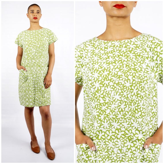 Vintage 1960s Green and White Printed Floral Shor… - image 1