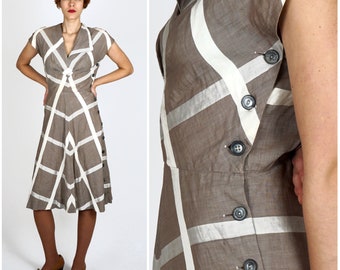 Vintage 40s/50s Brown & White Square Windowpane Grid Print Woven Cotton Day Dress by London Originals | Small