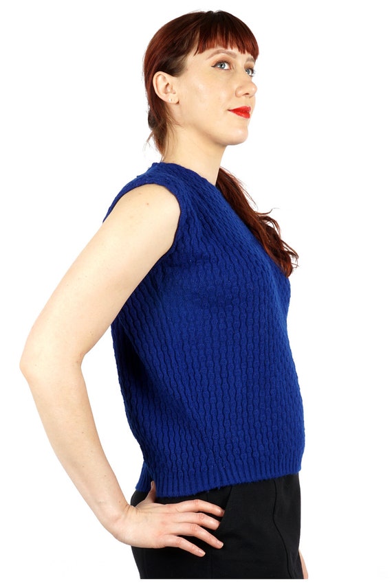 Vintage 1970s Dark Blue Knit Sleeveless Sweater b… - image 6