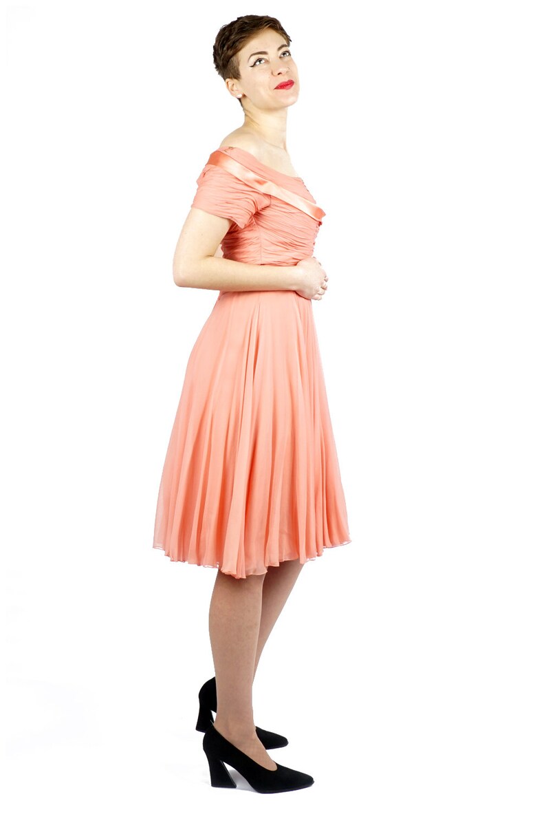 Vintage 50s Springtime Peachy Pink Chiffon Off-the-Shoulder Party Dress with Ruched Bodice and Satin Trim by Ceil Chapman XS/Small image 7