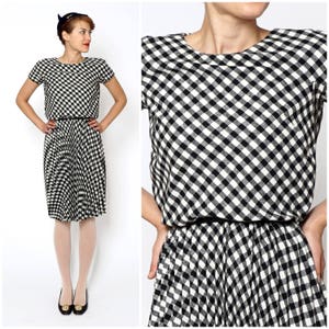 Vintage 50s Black and White Short Sleeved Gingham Blouson Dress with Tasseled Belt and Full Pleated Skirt by Arkay | XS