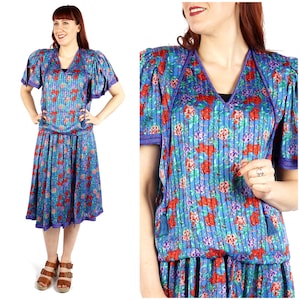 Vintage 1980s Two Piece Dress Set, Blue Floral Top with Flutter Sleeves & Elastic Waist Multi Panel Petal Skirt by Diane Freis | Medium