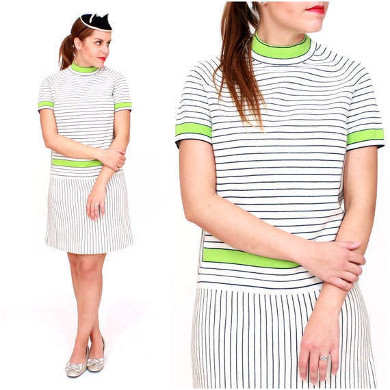 Vintage 1960s Mod White, Navy and Neon Green Stri… - image 1