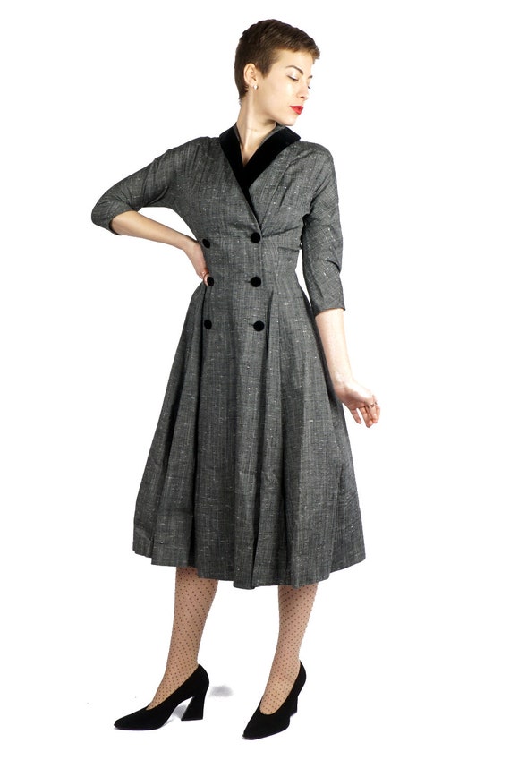 Vintage 1940s/50s Grey 3/4 Sleeve Dress with Velv… - image 5