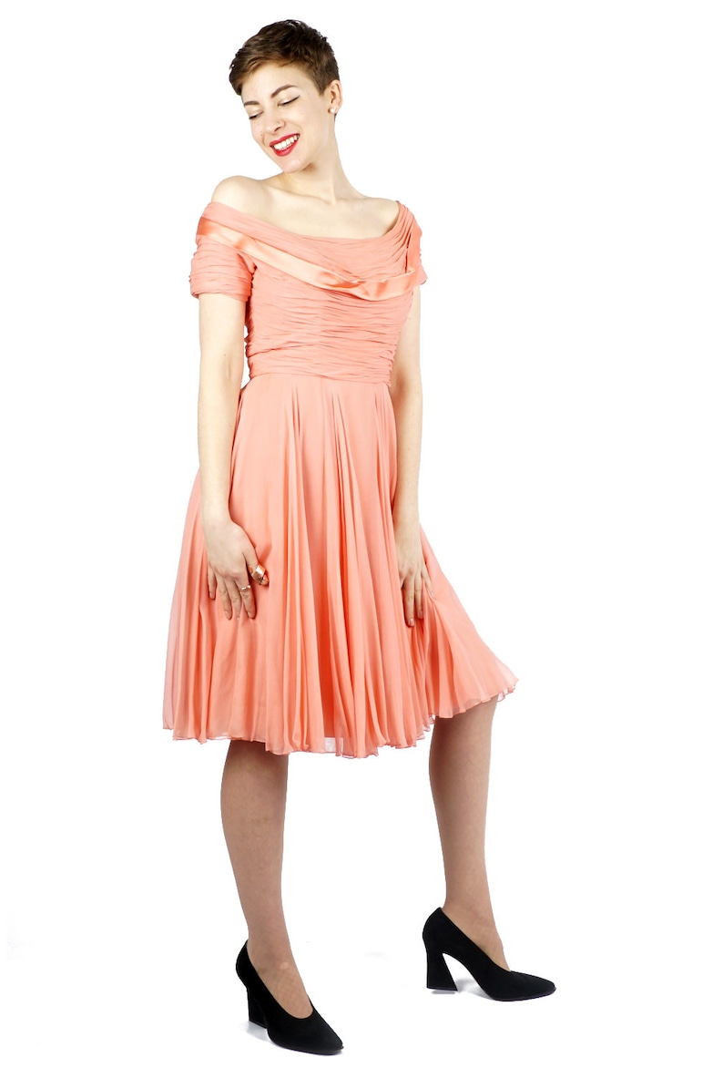 Vintage 50s Springtime Peachy Pink Chiffon Off-the-Shoulder Party Dress with Ruched Bodice and Satin Trim by Ceil Chapman XS/Small image 2