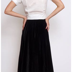 Vintage 1950s Black Velvet Full Fit and Flare Skirt With Matching Belt ...