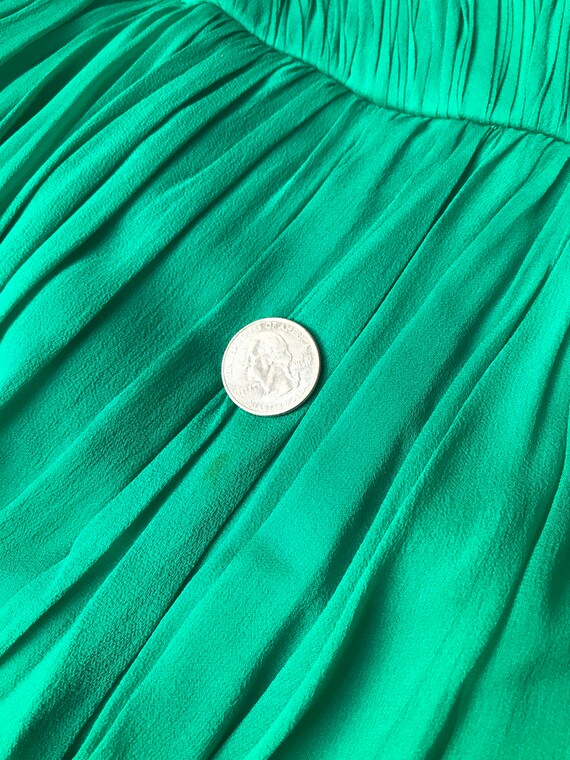 Elegant Vintage 50s Emerald Green Silk Chiffon Fl… - image 9