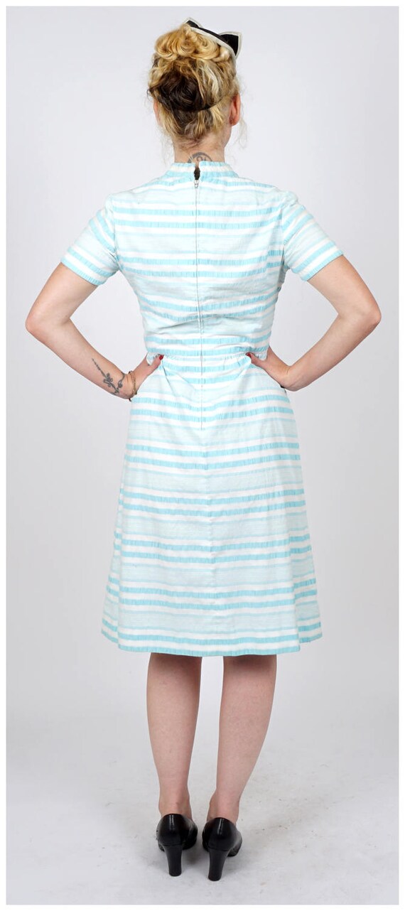 Vintage 1960s Aqua Baby Blue & White Striped Text… - image 3