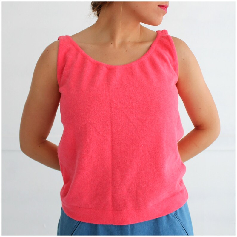 Vintage 1960s Bright Coral Pink Lamb and Angora Wool Sweater Shell by Glasgo for Joseph Magnin Large