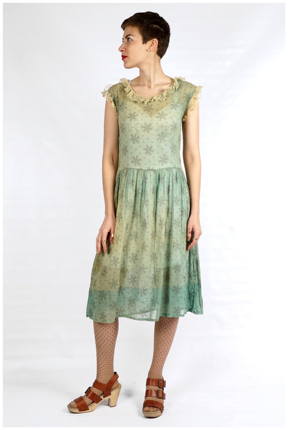 Vintage 1920s 20s Pastel Green Sheer Sleeveless Cotton Voile