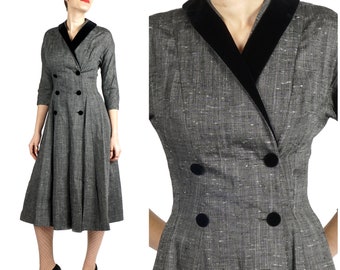 Vintage 1940s/50s Grey 3/4 Sleeve Dress with Velvet Collar and Buttons by Eleanor Green | Extra Small/Small