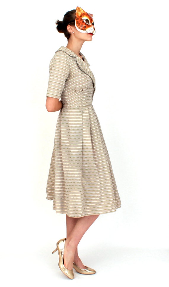 Vintage 1950s Taupe and Green Striped Day Dress w… - image 4